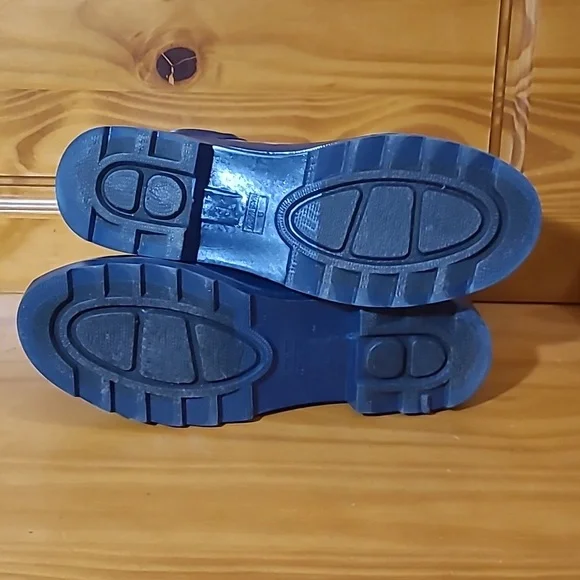 SakRoots Waterproof Floral Rain Booties ๐๐ป๐ท๐ผ๐น๐ธ - Picture 9 of 10